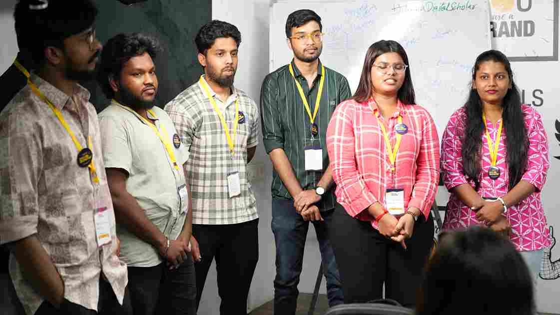 Digital Scholar College Images photo 7